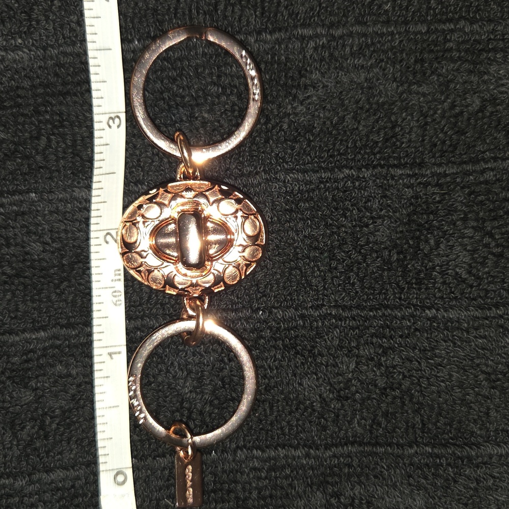 RoseGold Keychain Set - Picture 8 of 14
